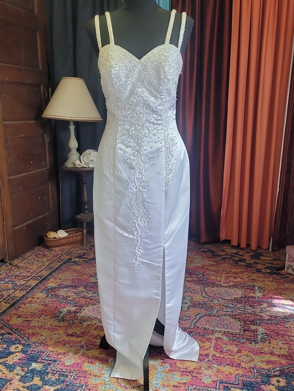 Elegant White Beaded Lace Column Dress